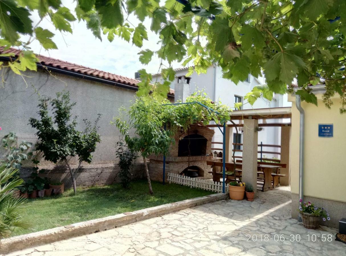 Apartman Vivian بولا المظهر الخارجي الصورة