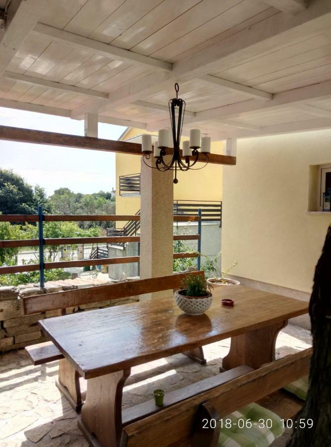 Apartman Vivian بولا المظهر الخارجي الصورة